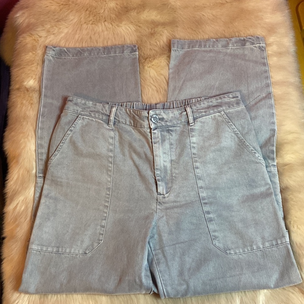 YGByiung fabulous & broke sz M - Picture 2 of 11